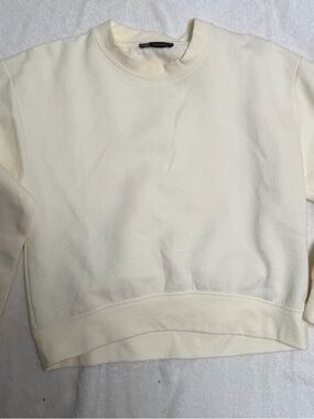 Zara Cream Crewneck Sweater